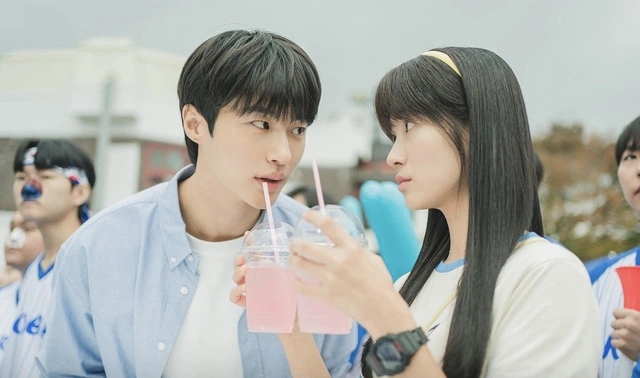 Nhạc phim Hàn Quốc: Từ Lovely Runner đến Hospital Playlist, sức hút không thể chối từ