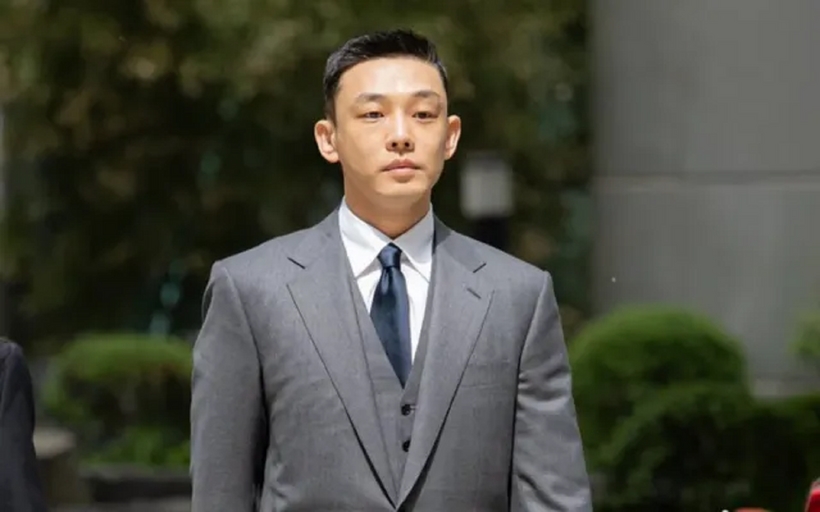 Yoo Ah In, Phạt tù