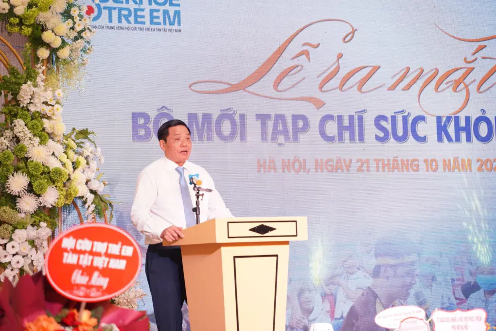tổng biên tập tạp chí sức khỏe trẻ em Trần Doãn Tiến