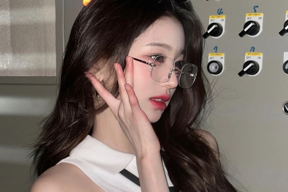Thấy gì qua trào lưu tiêm botox vào tay?
