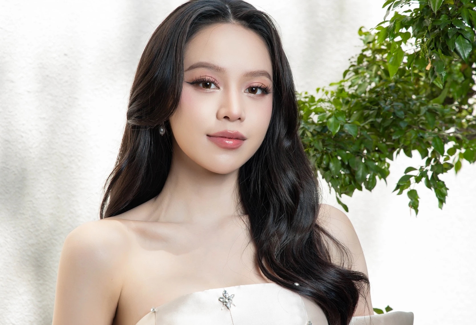 Hoa hậu Thanh Thủy: Nét ngọt ngào của tuổi thanh xuân