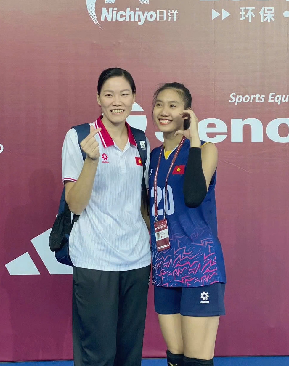 Nguyễn Vân Hà, Vận động viên bóng chuyền U20 Việt Nam, Bóng chuyền nữ U21 thế giới 2025, Chuyền hai tuyển U20, Vẻ đẹp Vân Hà bóng chuyền