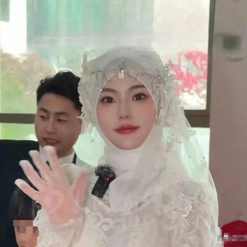 cô dâu Cam Túc, Ma Xiaoqing, đám cưới người Hồi, cô dâu đẹp siêu thực, nhan sắc gây tranh cãi, đám cưới Trung Quốc