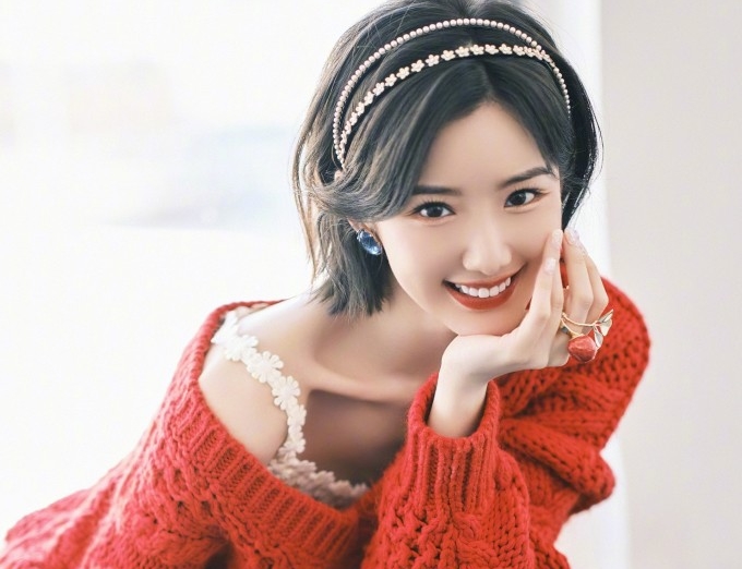 Mao Hiểu Đồng trẻ trung rạng rỡ ở tuổi 37 nhờ chăm da và sống lành mạnh