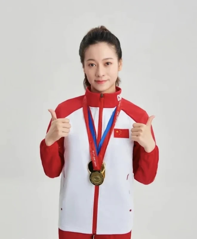Wu Liufang, hot girl thể dục, thể thao Trung Quốc, livestream Douyin