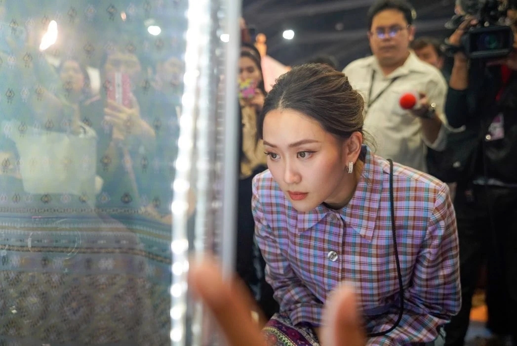 Thủ tướng Thái Lan, nữ Thủ tướng Thái Lan, Paetongtarn Shinawatra, thời trang Thái Lan, Hermès, Chanel, Louis Vuitton, Miu Miu