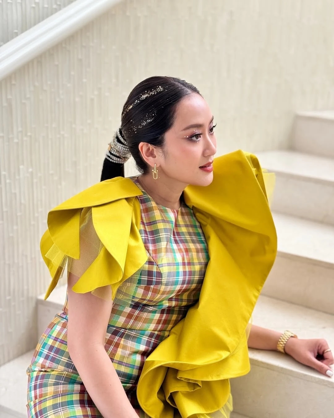 Thủ tướng Thái Lan, nữ Thủ tướng Thái Lan, Paetongtarn Shinawatra, thời trang Thái Lan, Hermès, Chanel, Louis Vuitton, Miu Miu