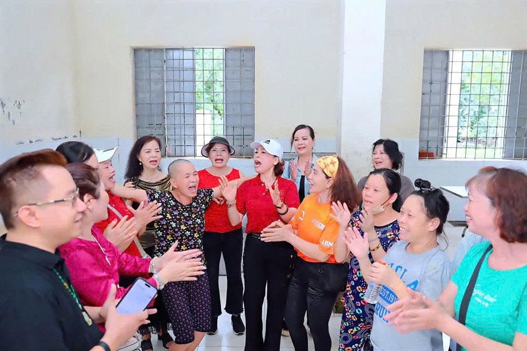 thiện nguyện, hội phụ nữ việt kết nối