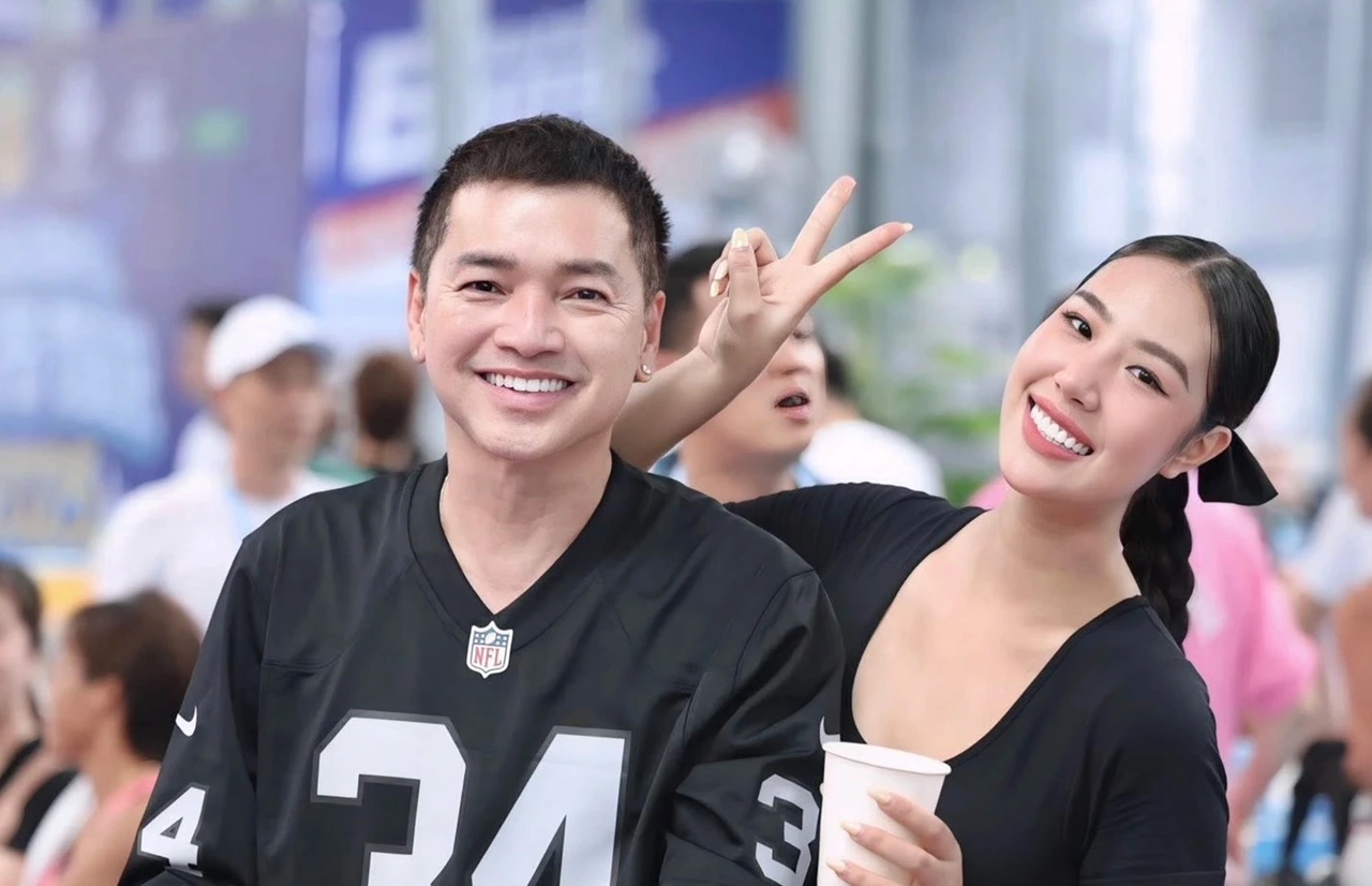 Bạn gái Quang Minh: ‘Tôi phải mạnh mẽ để giữ hạnh phúc gia đình'