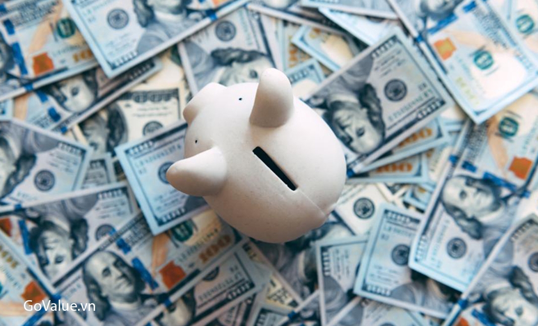 Tiền nối đuôi nhau đổ vào chứng khoán