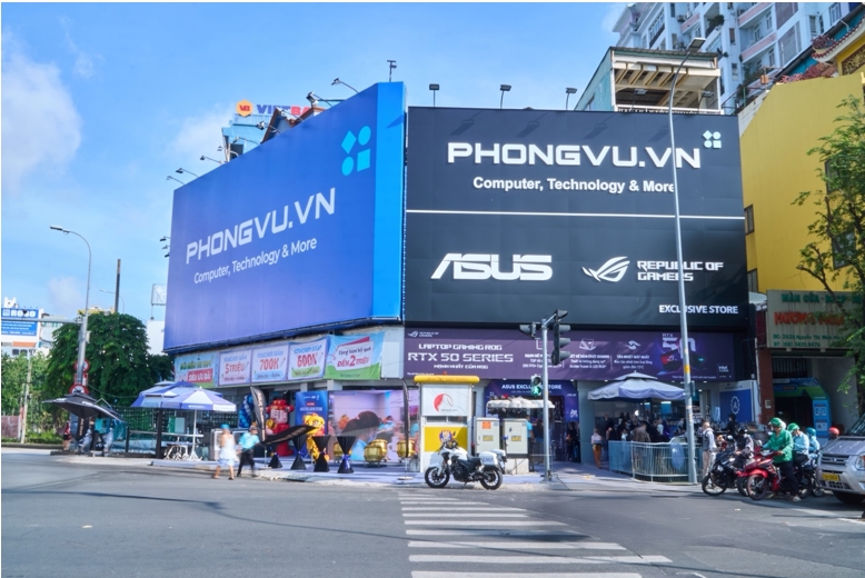 ASUS khai trương cửa hàng trải nghiệm công nghệ tại TP.HCM