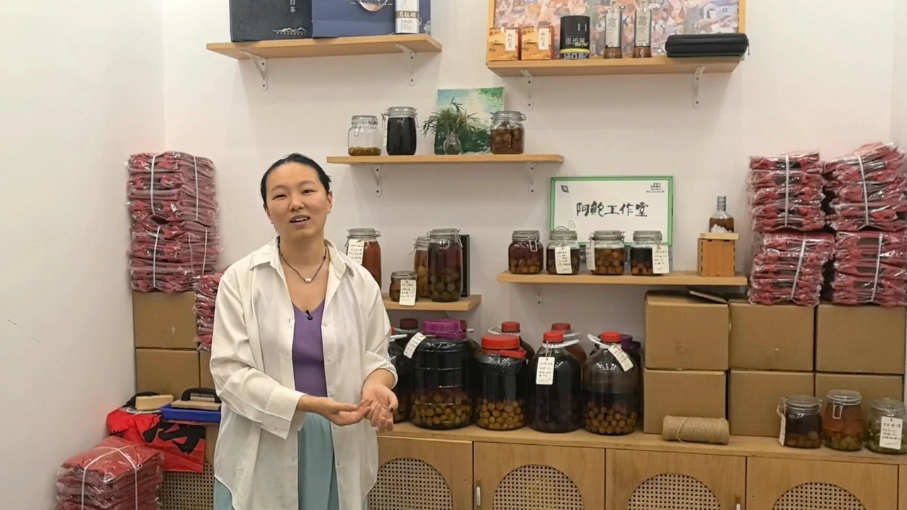 Người trẻ Trung Quốc, CEO nông thôn, bỏ phố về quê, khởi nghiệp nông thôn, đô thị hóa ngược, phát triển nông thôn