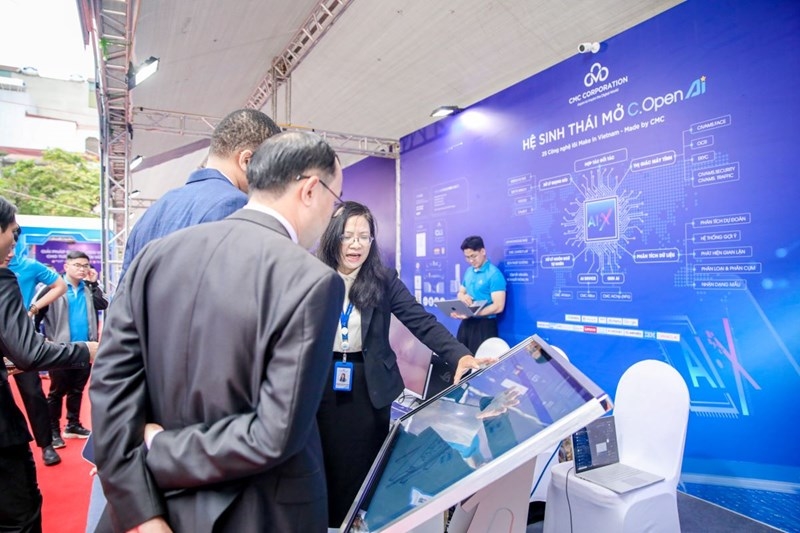 CMC OpenAI, C-OpenAI, AI Việt Nam, Trí tuệ nhân tạo, Chuyển đổi số, LLM, NLP, CMC Cloud, Bộ Khoa học và Công nghệ