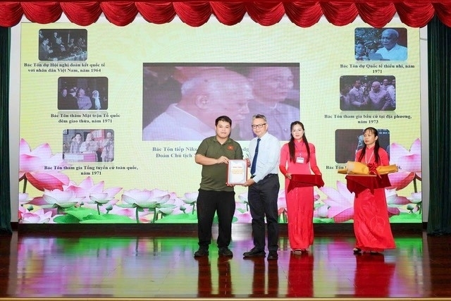 Chủ tịch Tôn Đức Thắng, 137 năm ngày sinh Tôn Đức Thắng, Bảo tàng Tôn Đức Thắng, Giải thưởng Tôn Đức Thắng, di tích Ba Son
