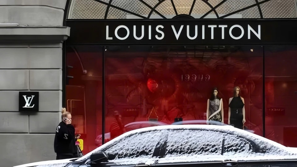 Trộm túi xách xa xỉ Paris, túi Hermès Chanel Louis Vuitton bị cướp, cướp hàng hiệu Paris, tội phạm túi xách Pháp