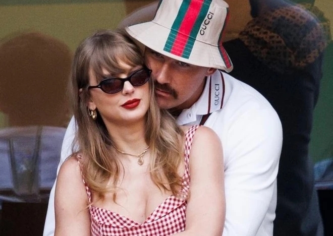 Travis Kelce đeo Rolex triệu USD, sánh đôi Taylor Swift