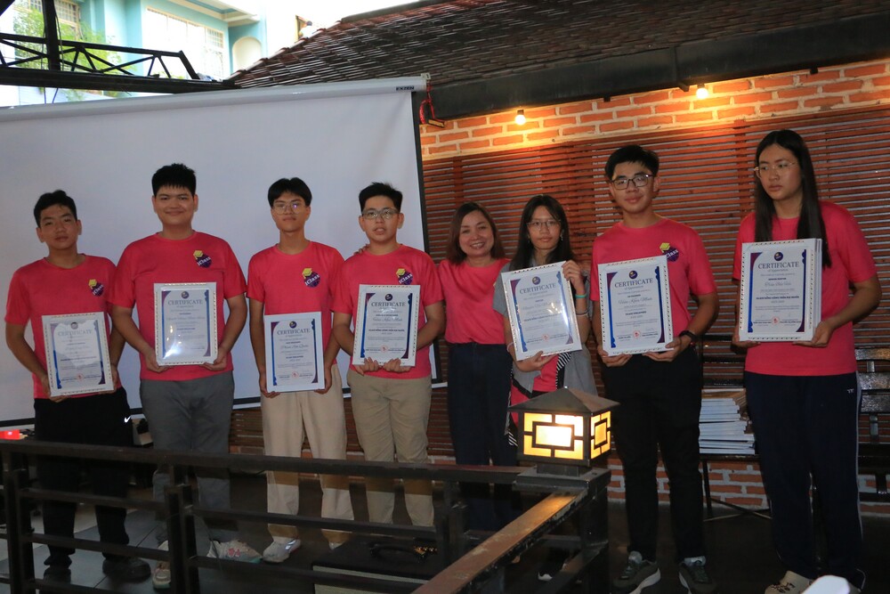 CLB học thuật và tình nguyện iClass