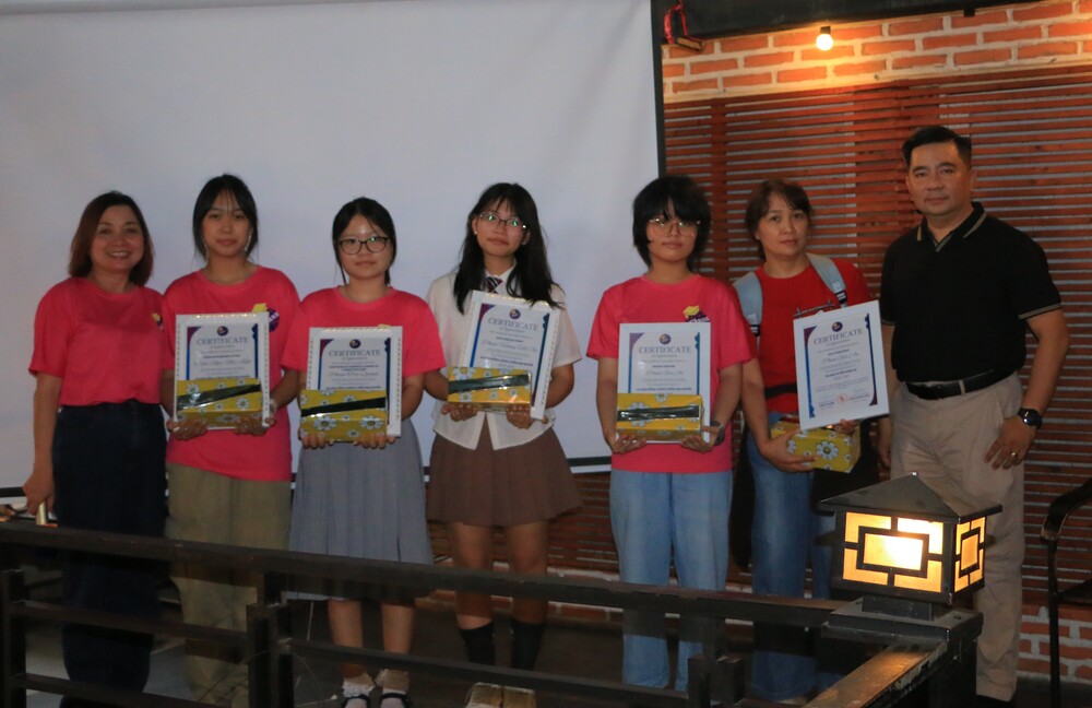 CLB học thuật và tình nguyện iClass