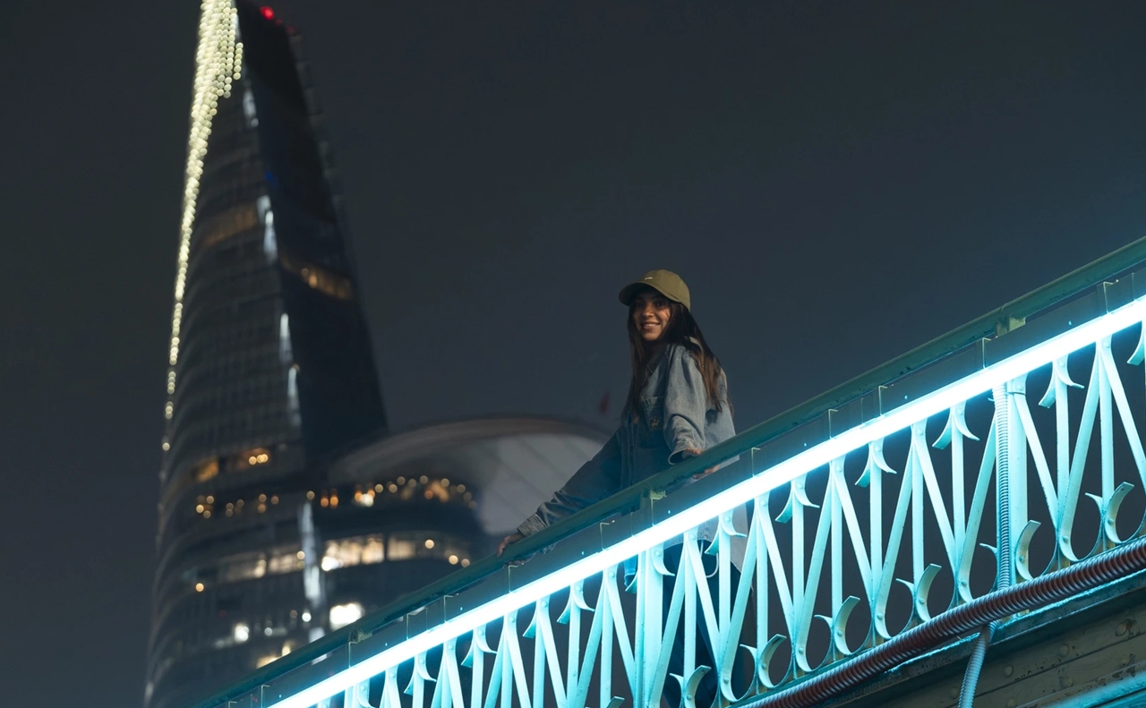 chiếu sáng mỹ thuật TP.HCM, cầu Mống, chợ Bến Thành, Cột cờ Thủ Ngữ, điểm check-in đêm Sài Gòn