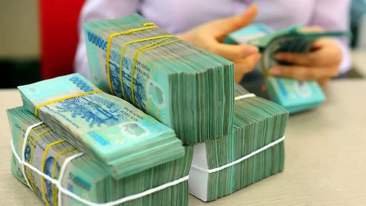 lãi suất huy động cuối năm, tăng lãi suất ngân hàng, lãi suất 9%/năm, thanh khoản ngân hàng, lãi suất liên ngân hàng