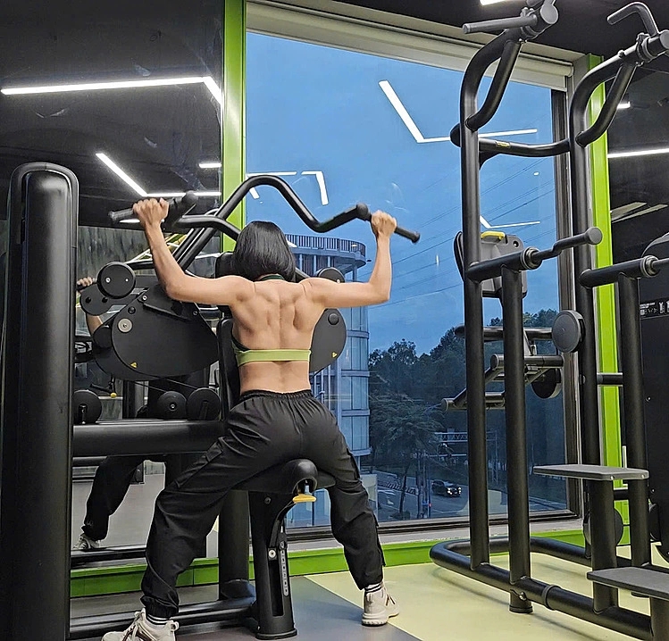 vòng eo 58 cm, gym, yoga, skinny fat, giảm mỡ bụng, chế độ ăn khoa học, sức khỏe phụ nữ 40