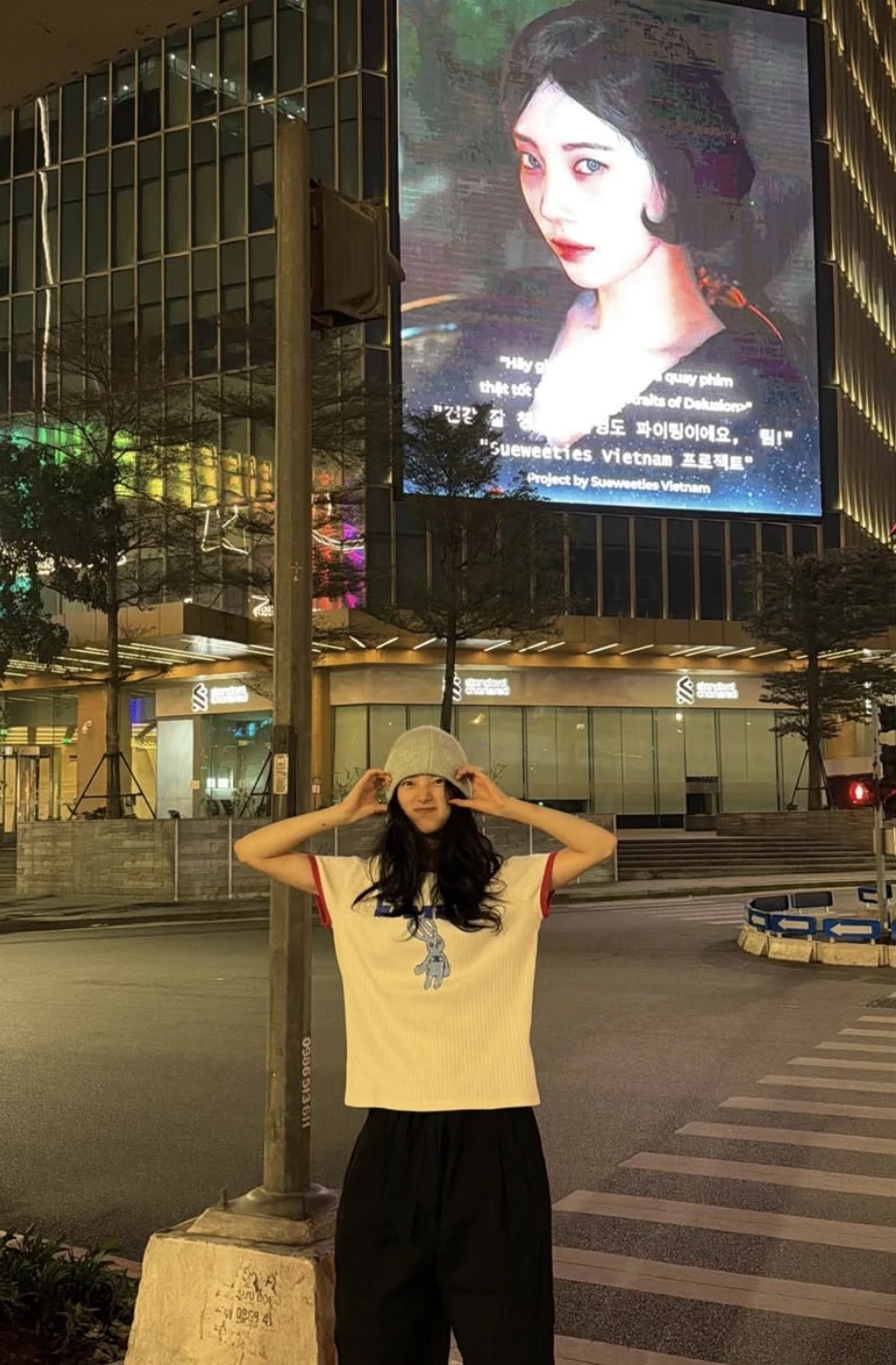 Suzy, Suzy ở Việt Nam, Suzy Hà Nội, Portraits Of Delusion, Suzy chạy bộ Hồ Tây