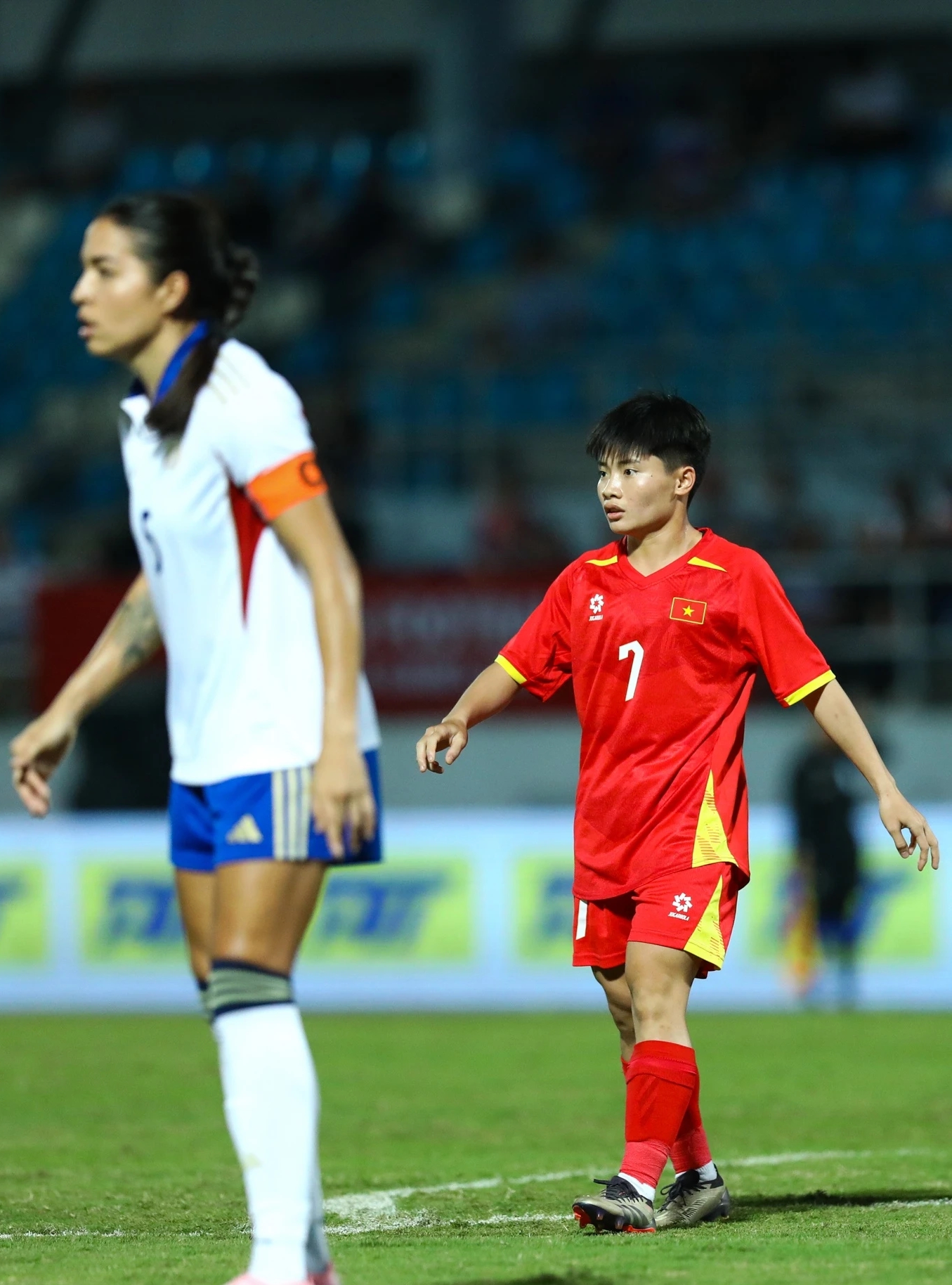 Chênh lệch chiều cao tuyển nữ Việt Nam, tuyển nữ Việt Nam vs Philippines, SEA Games 33, thể hình tuyển nữ Việt Nam