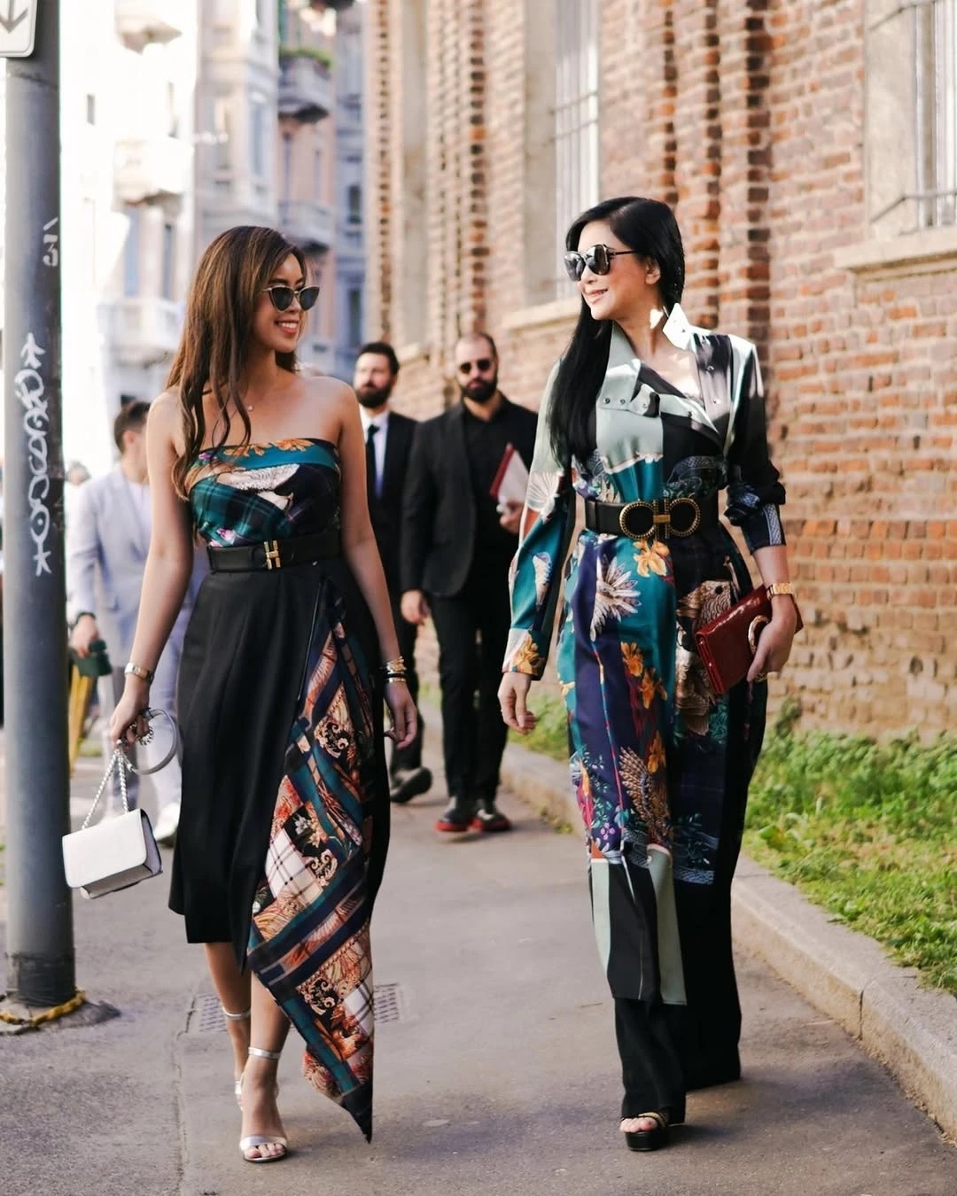 Lê Hồng Thủy Tiên, vợ Johnathan Hạnh Nguyễn, Tiên Nguyễn, đám cưới Tiên Nguyễn, mẹ Tiên Nguyễn, gia đình Johnathan Hạnh Nguyễn, thời trang hàng hiệu