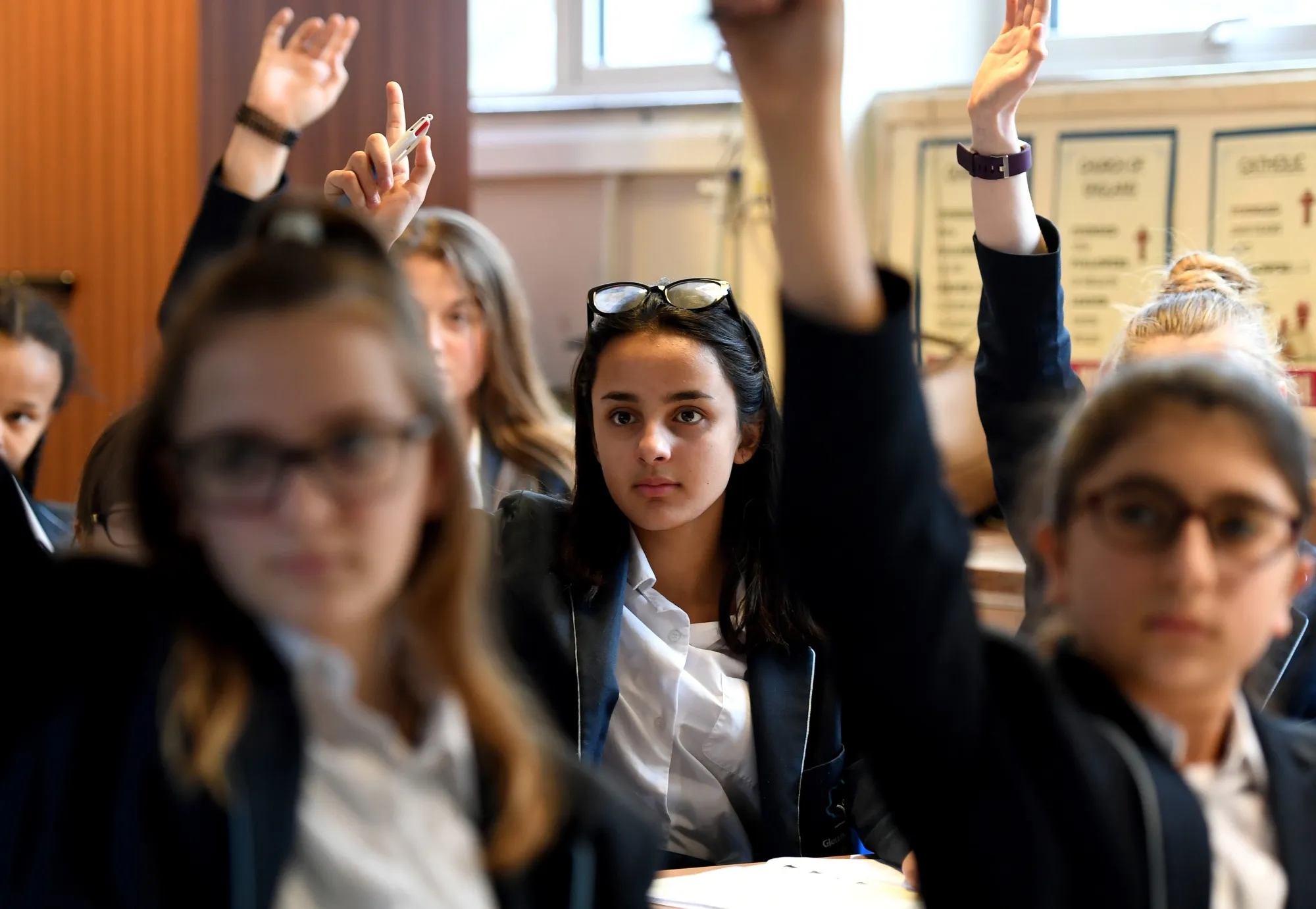 đầu tư cho nữ sinh, giáo dục nữ giới, giáo dục cho trẻ em gái, bình đẳng giới trong giáo dục, phụ nữ và giáo dục, chính sách xã hội, trao quyền cho phụ nữ