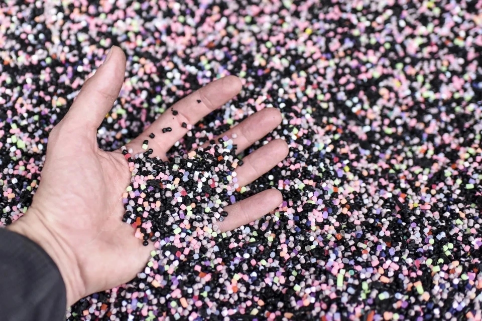 HDPE là gì, HDPE là ngon luôn, trào lưu HDPE, High Density Polyethylene, xu hướng mạng xã hội