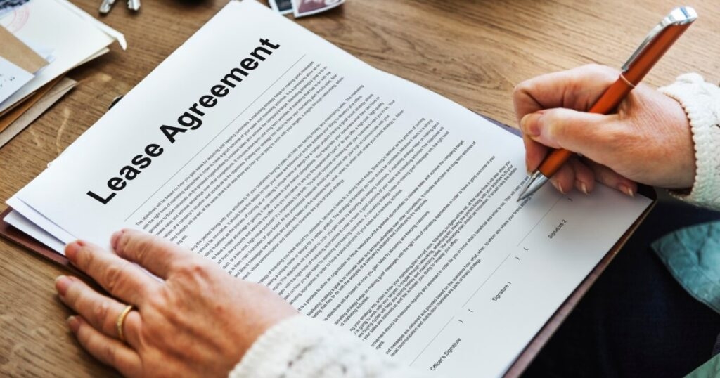 hợp đồng thuê thương mại, chi phí ẩn, thuê mặt bằng kinh doanh, CAM fee, tăng giá thuê, pháp lý thuê mặt bằng