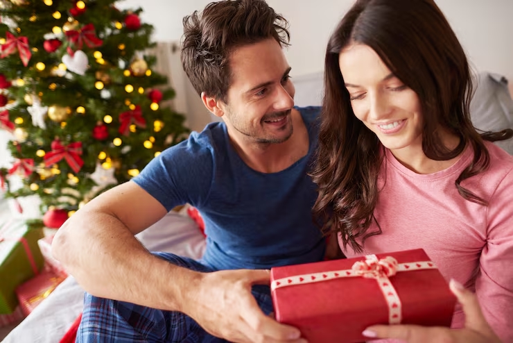 Tặng quần áo Giáng sinh, chọn quà thời trang, mẹo mua quà Noel, thời trang làm quà