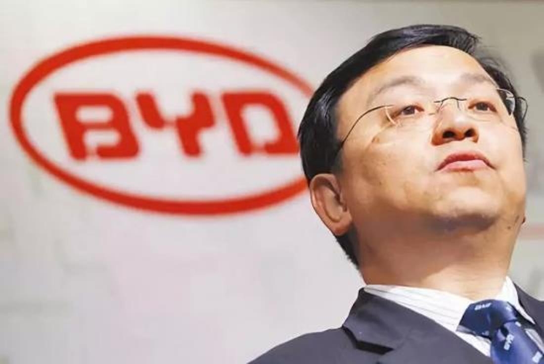 Tuổi Ngọ, tỷ phú tuổi Ngọ giàu nhất thế giới, Warren Buffett, Michael Bloomberg, BYD, BMW, Broadcom, Berkshire Hathaway