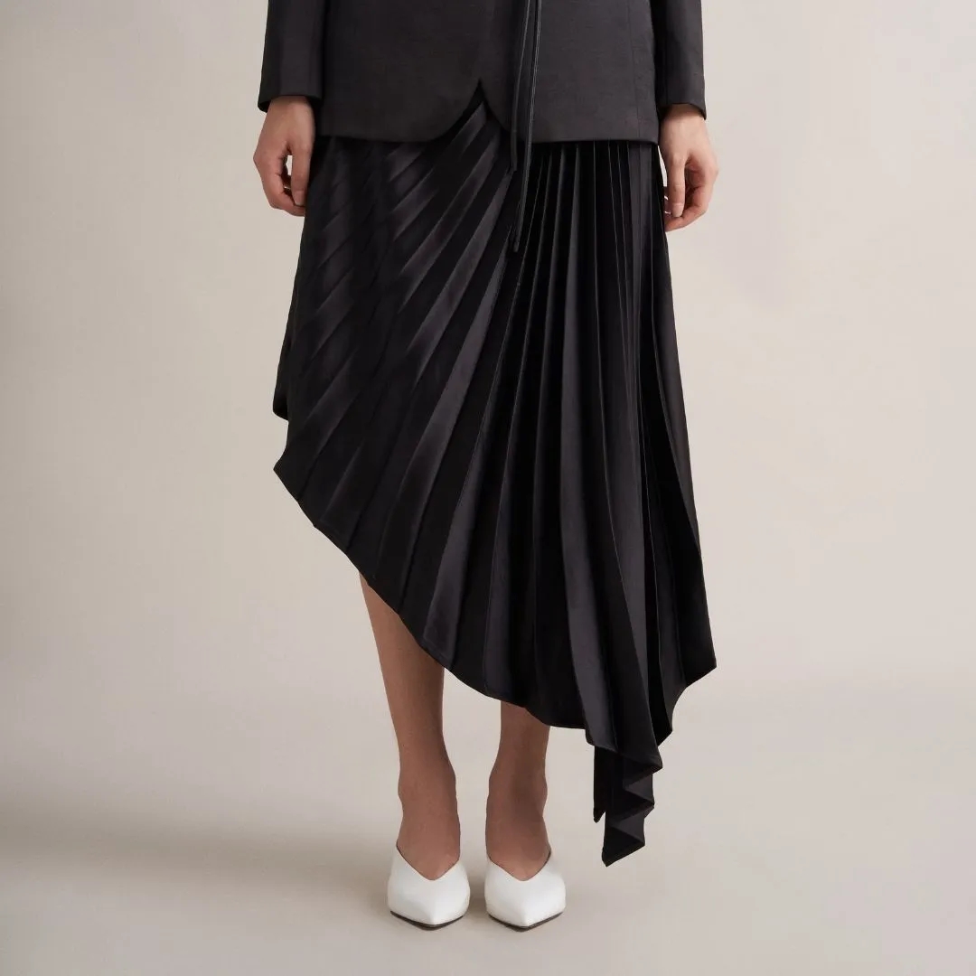 Chân váy midi dập ly, Chân váy midi dập ly Chu Du, chân váy midi đen cao cấp, chân váy lệch tà high-low, chân váy Chu Du