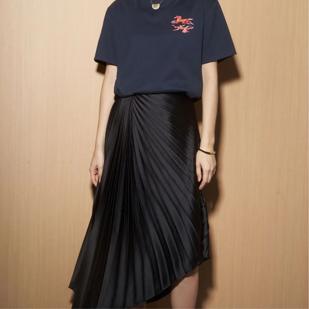 Chân váy midi dập ly, Chân váy midi dập ly Chu Du, chân váy midi đen cao cấp, chân váy lệch tà high-low, chân váy Chu Du