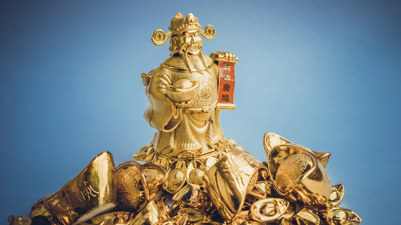 Tranh cãi kịch liệt việc mua vàng ngày Vía Thần Tài