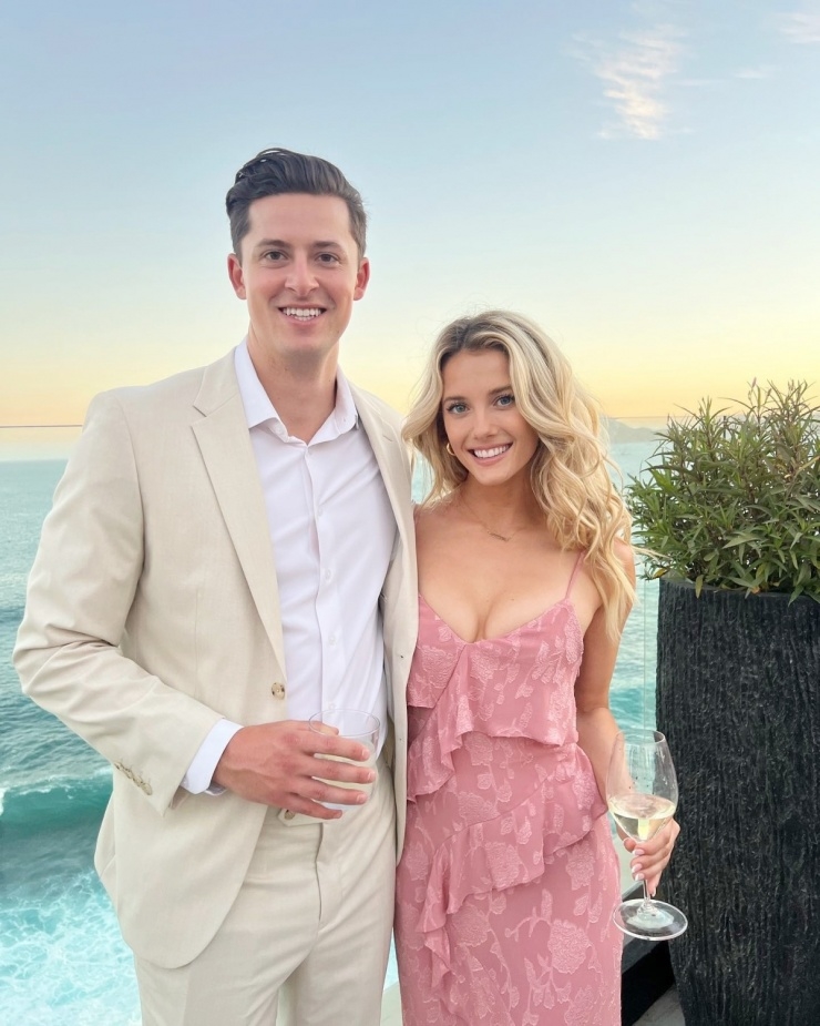 Lindsay Brewer, tay đua gợi cảm nhất thế giới, tay đua quyến rũ nhất hành tinh, phong cách thời trang Lindsay Brewer, Drew Solomon, tay đua nữ Mỹ