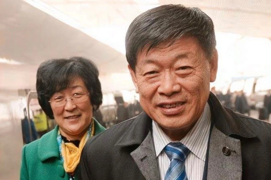 nữ tỷ phú giàu nhất 2026, Alice Walton, Françoise Bettencourt Meyers, Julia Koch, Iris Fontbona, Jacqueline Mars, Rafaela Aponte-Diamant, Savitri Jindal