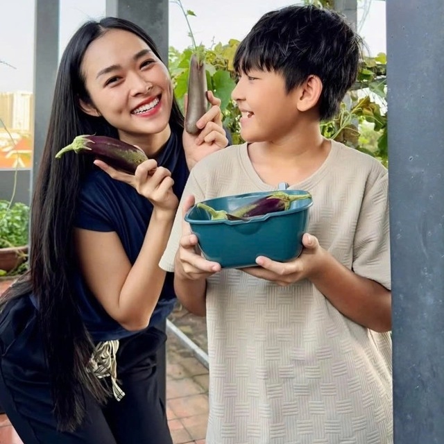 Diệp Bảo Ngọc, diễn viên Diệp Bảo Ngọc, kinh doanh nghệ sĩ, phim trăm tỷ, mẹ đơn thân, showbiz Việt