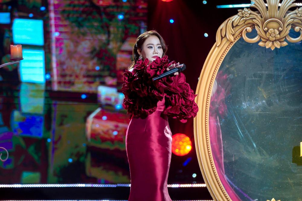 Ca sĩ Nhã Trang: Tôi từng nghĩ mình không đủ giỏi để tiếp tục ca hát!
