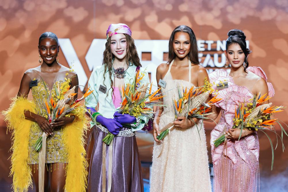 Hoa hậu Lê Nguyễn Bảo Ngọc vào thẳng Top 40 Miss World